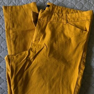 Mustard Capris